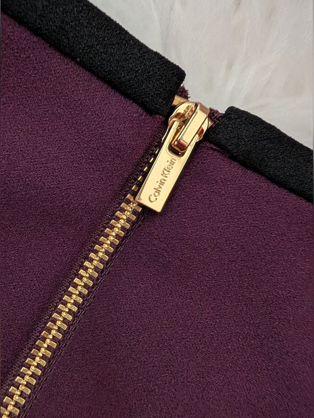 Calvin Klein Dress Bell Sleeve Gold Zipper Woman's Sz 4 . - Picture 7 of 12